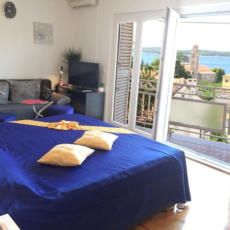 Apartment Elena 40 M2 With Beautiful Wide Sea Views 3 Stars Hvar Town Exterior foto